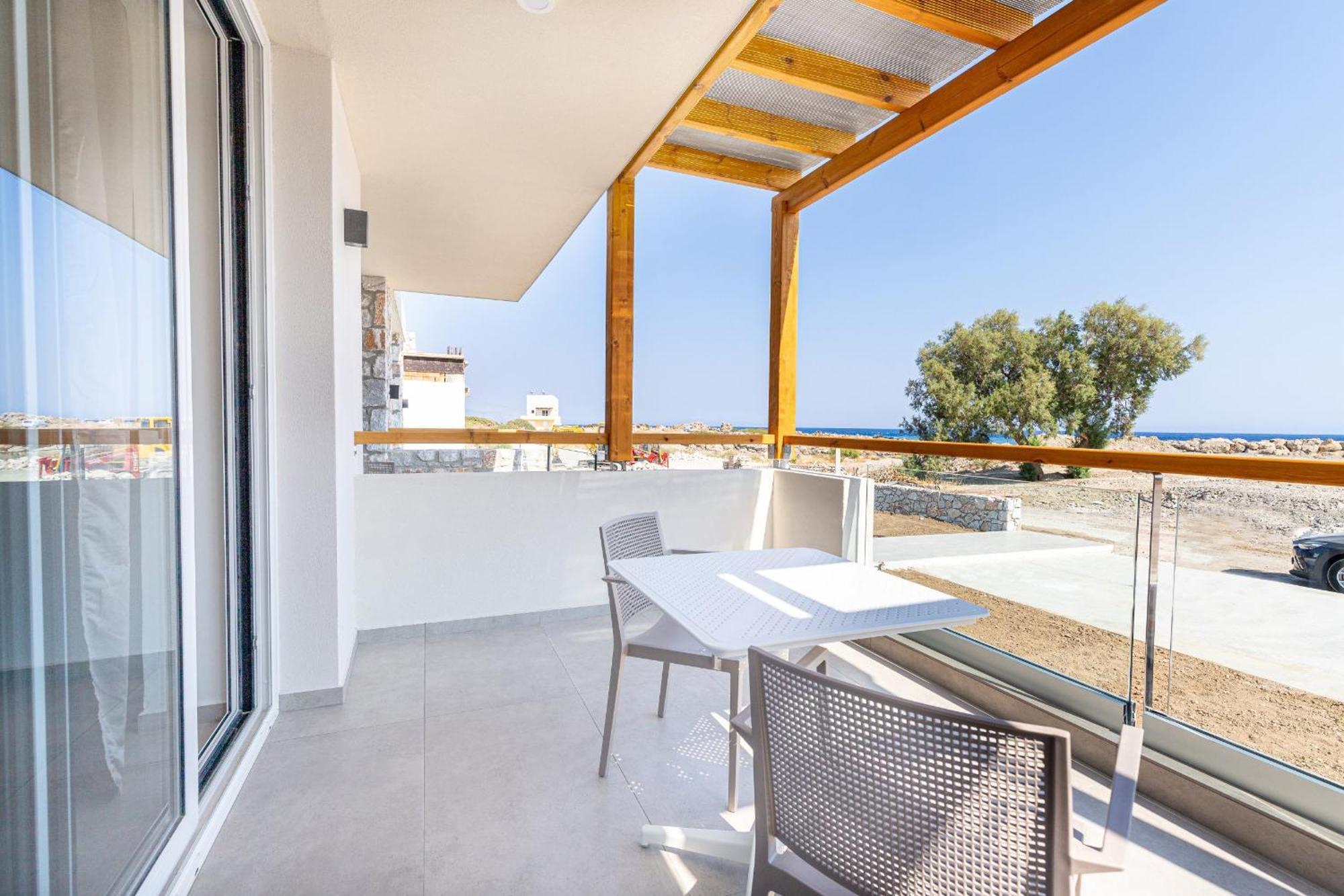 Meli Apartments Paleochora Ngoại thất bức ảnh